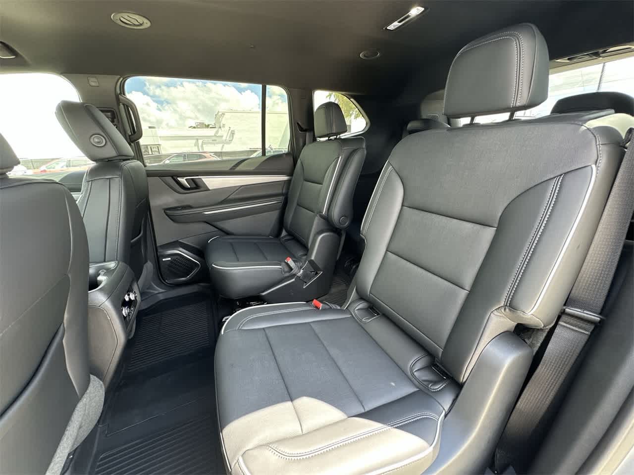 Thumbnail: 2026 Buick Enclave - 22