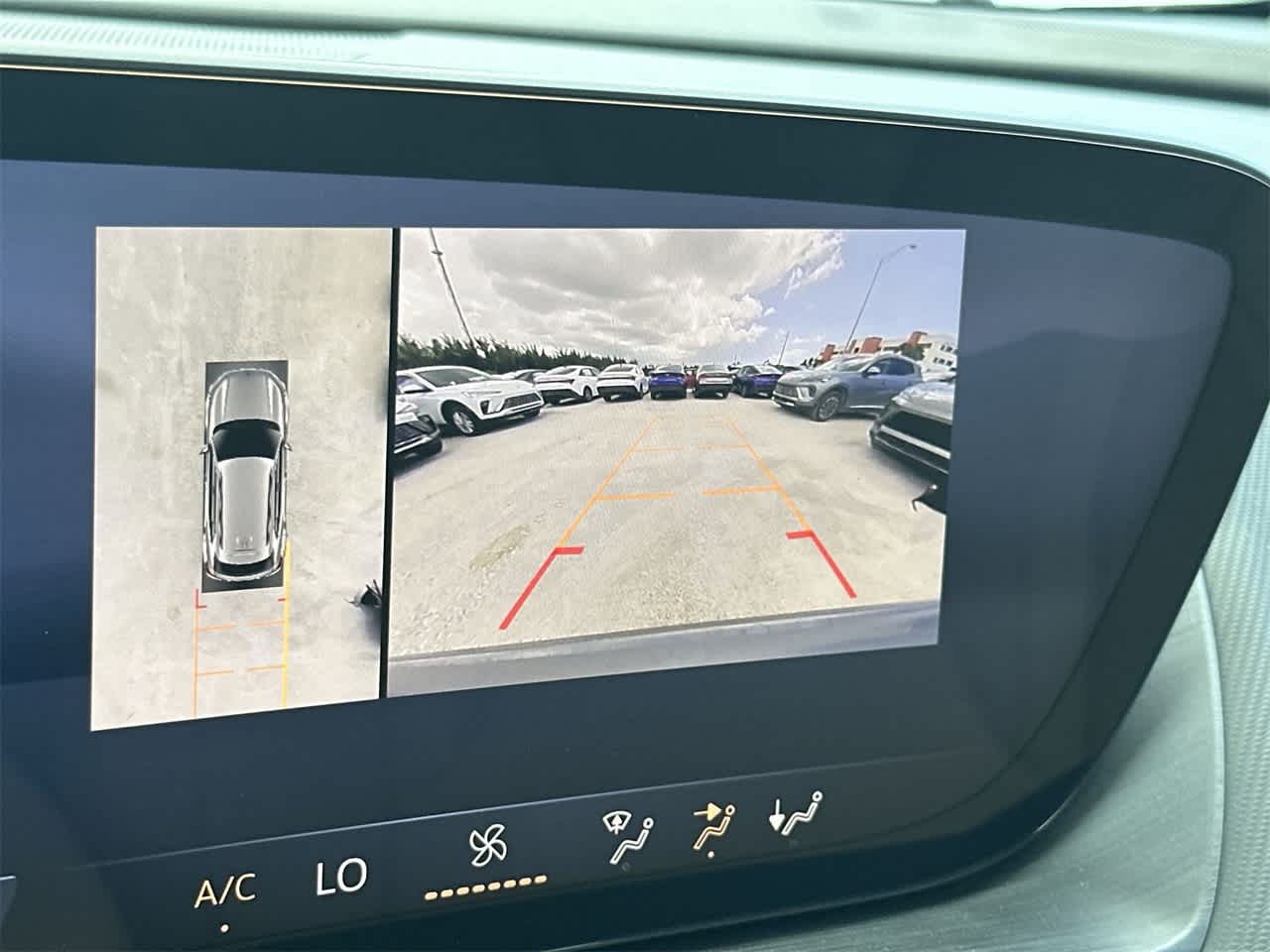 Thumbnail: 2025 Buick Envision - 19