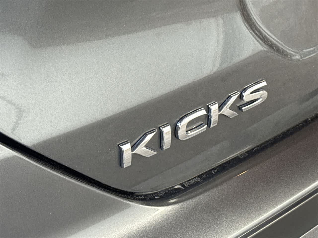 Thumbnail: 2023 Nissan Kicks - 10