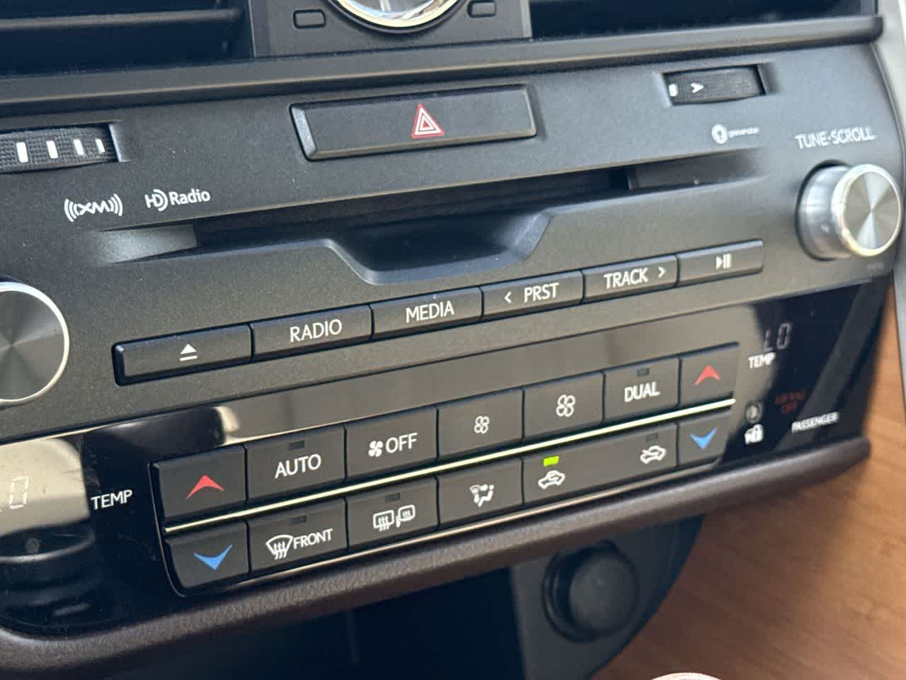 Thumbnail: 2019 Lexus RX - 20