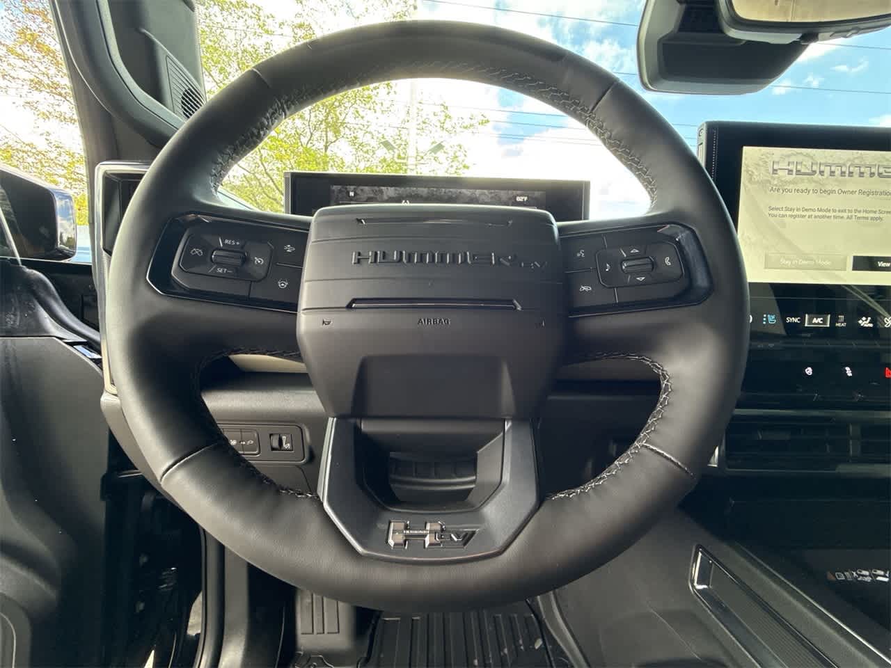 Thumbnail: 2026 GMC Hummer EV - 15