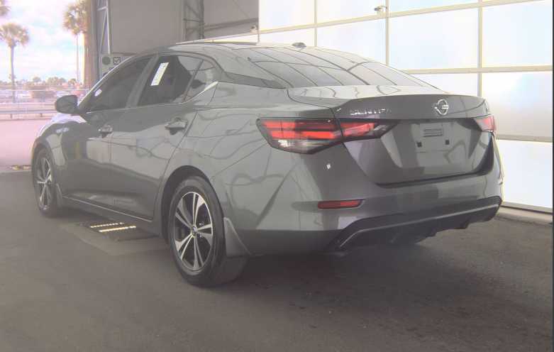 Thumbnail: 2021 Nissan Sentra - 4