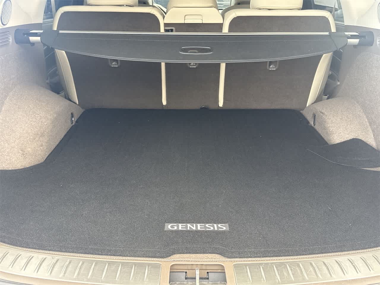 Thumbnail: 2021 Genesis GV80 - 25