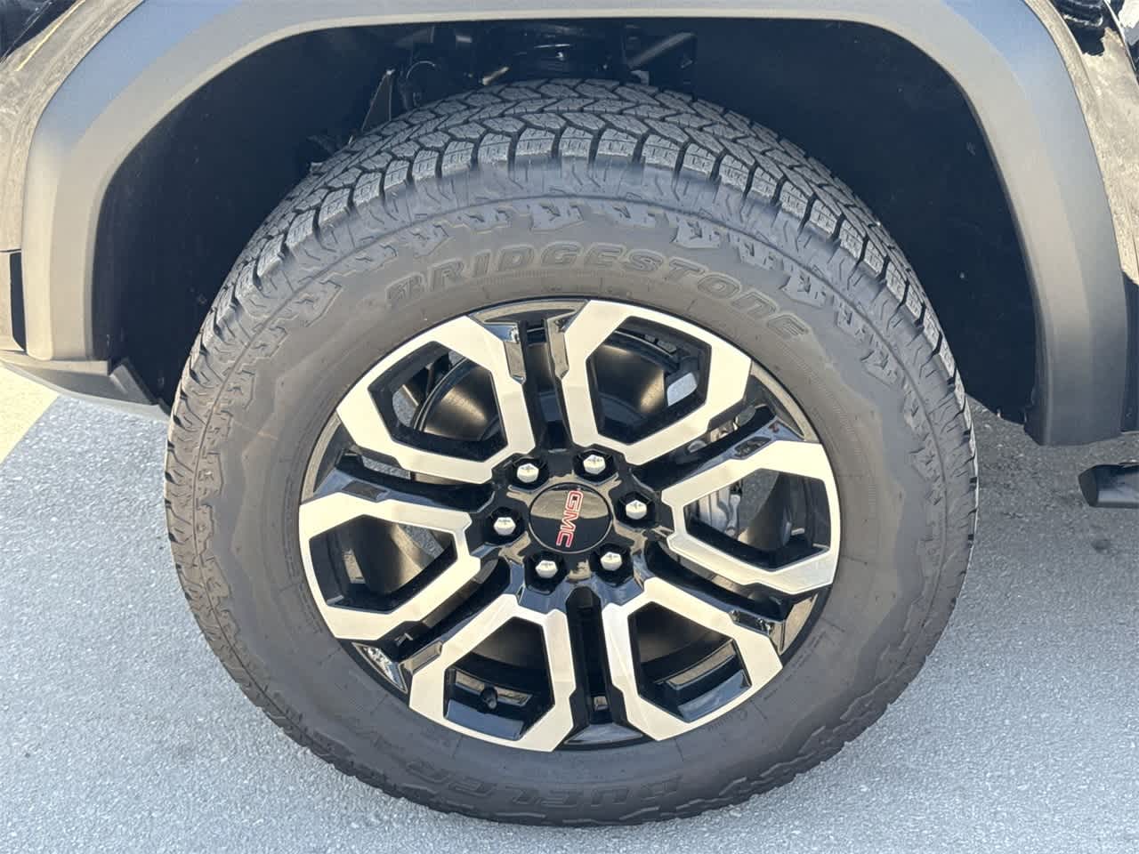 Thumbnail: 2025 GMC Canyon - 11