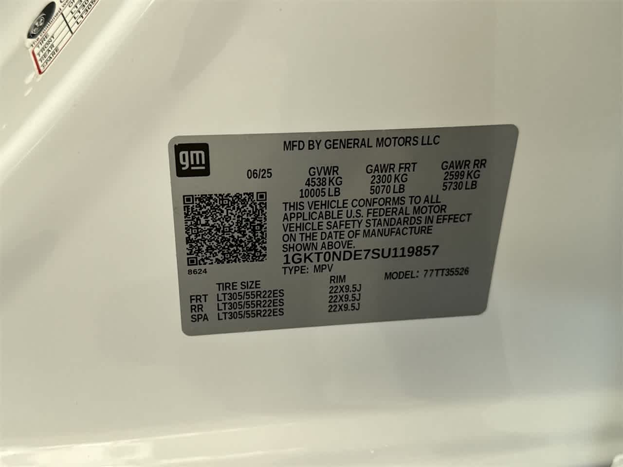 Thumbnail: 2025 GMC Hummer EV - 29