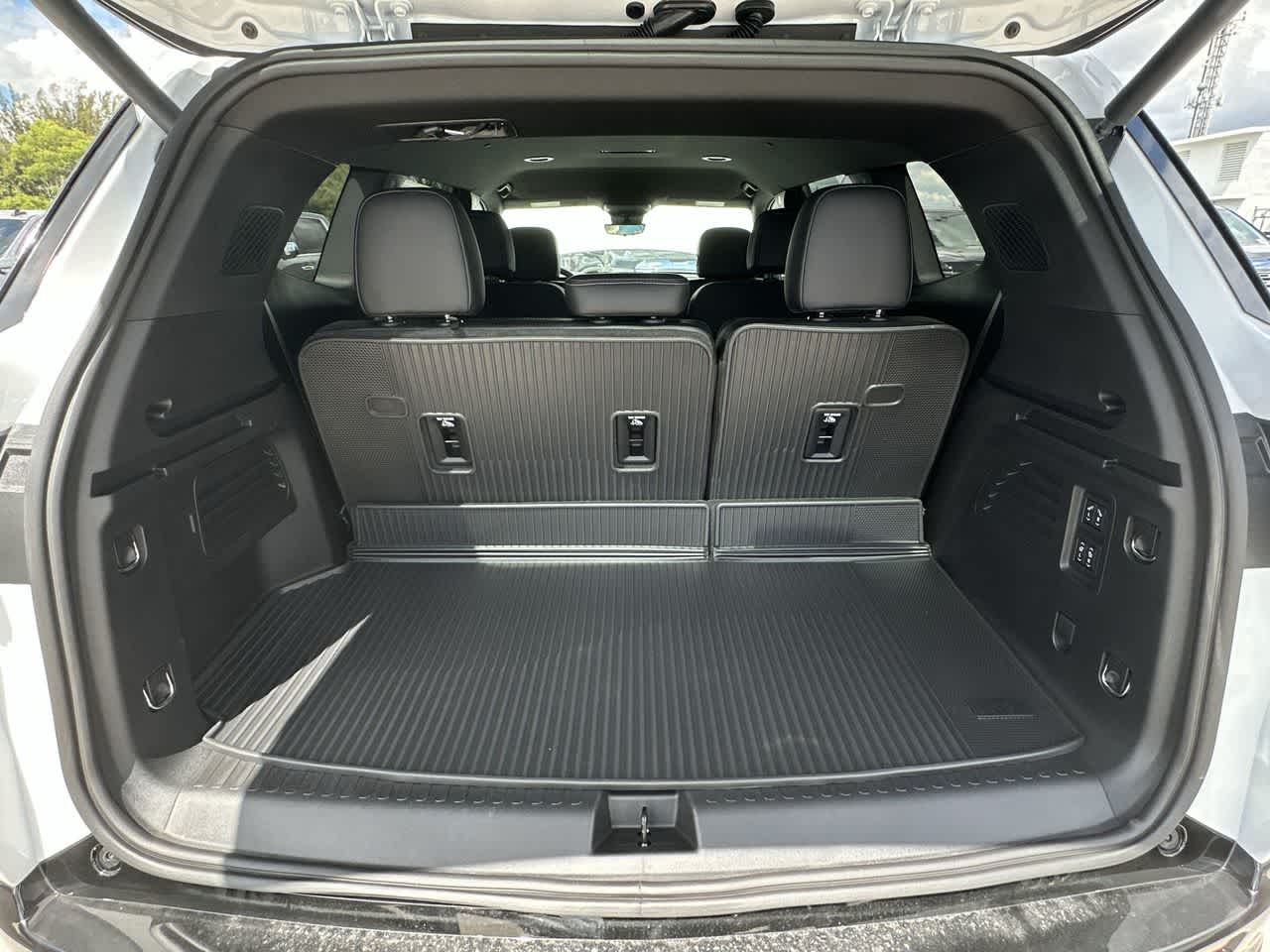 Thumbnail: 2026 Buick Enclave - 25