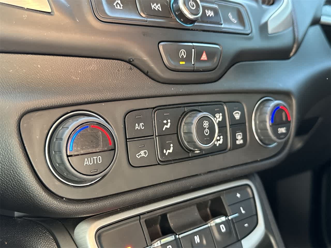 Thumbnail: 2024 GMC Terrain - 20