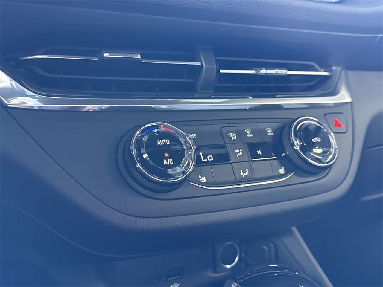 Thumbnail: 2026 Buick Envista - 20