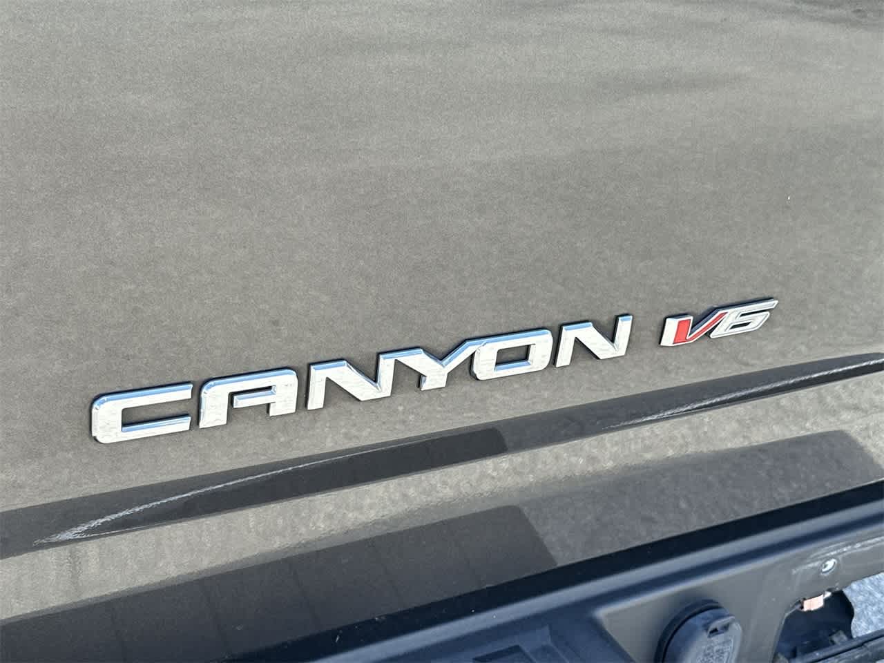 Thumbnail: 2019 GMC Canyon - 10