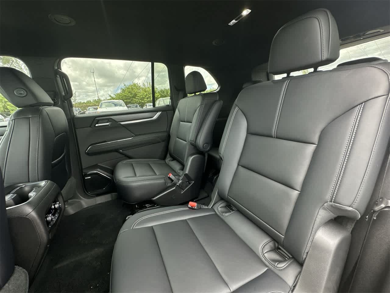 Thumbnail: 2026 GMC Acadia - 22