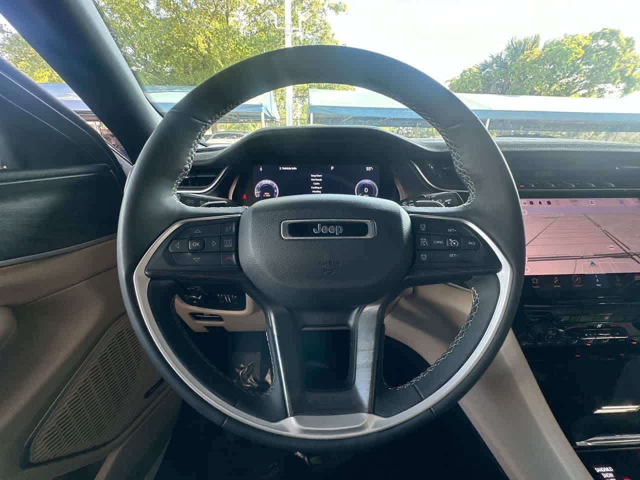 Thumbnail: 2023 Jeep Grand Cherokee - 15