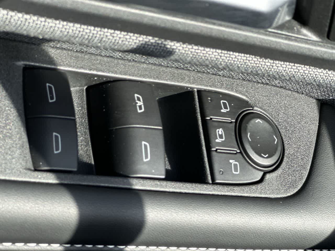 Thumbnail: 2026 GMC Sierra EV - 17