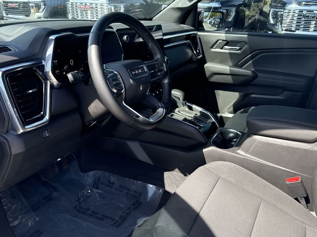 Thumbnail: 2024 GMC Canyon - 13