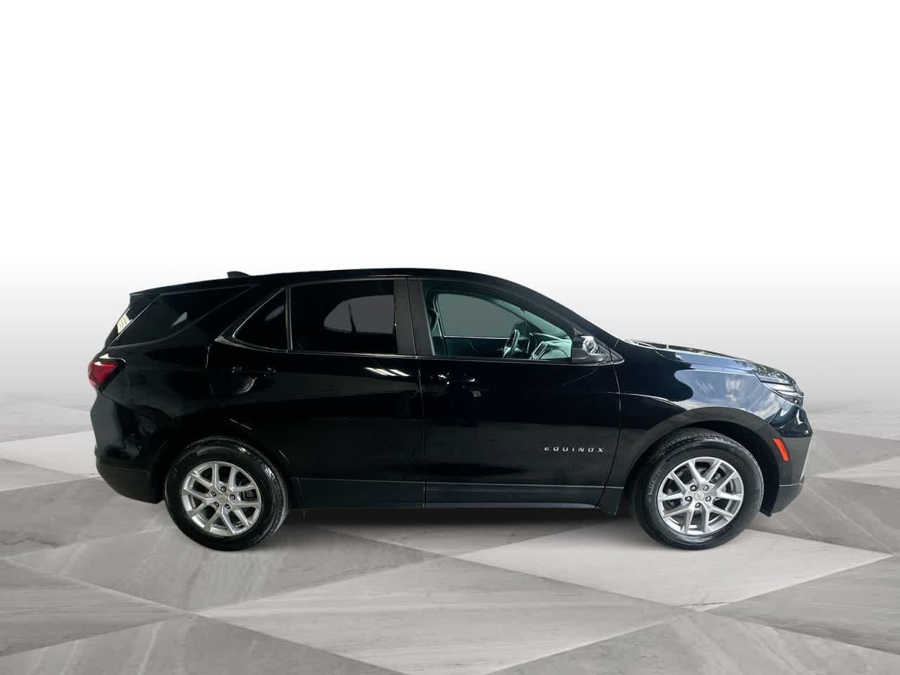 Thumbnail: 2024 Chevrolet Equinox - 9