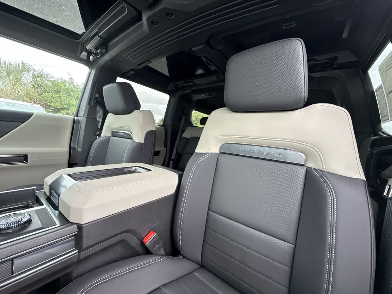 Thumbnail: 2026 GMC Hummer EV - 14