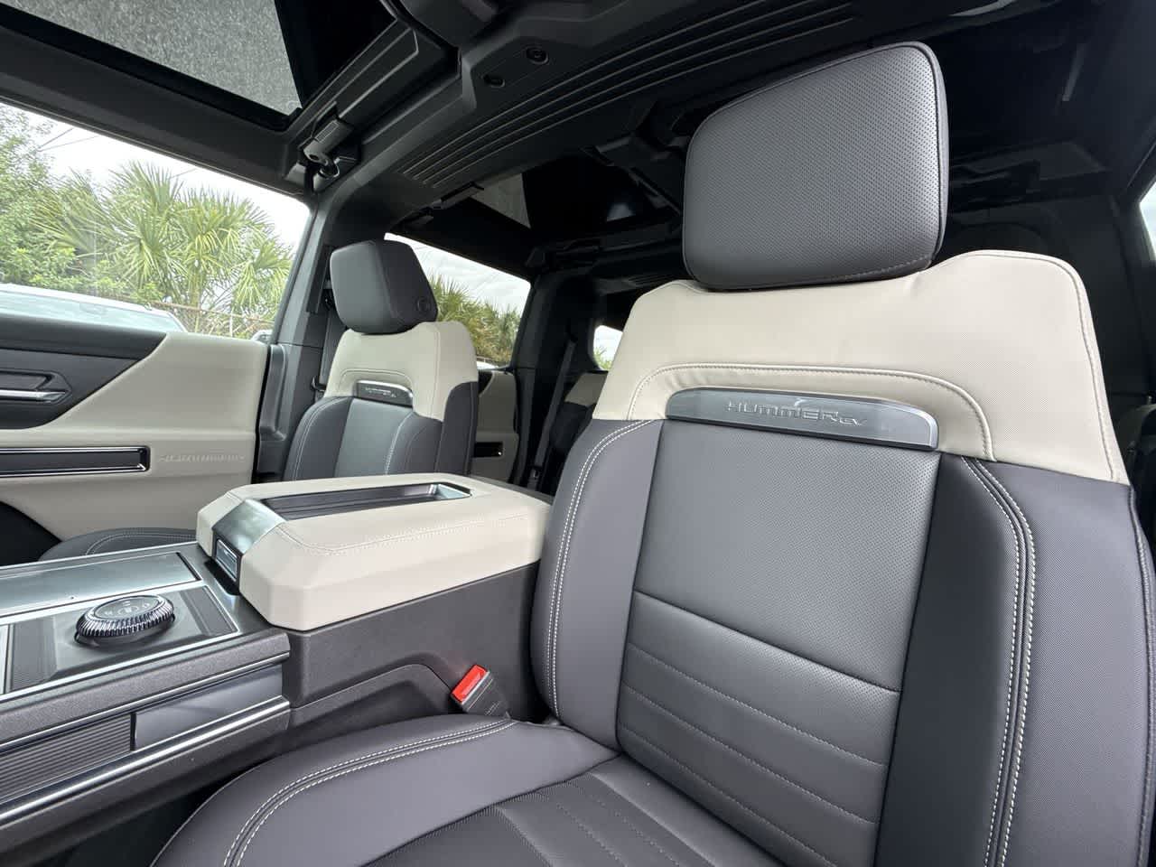 Thumbnail: 2026 GMC Hummer EV - 14