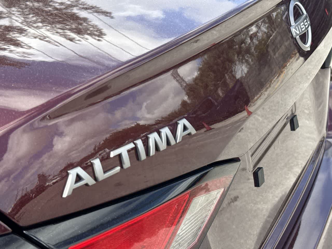Thumbnail: 2025 Nissan Altima - 10