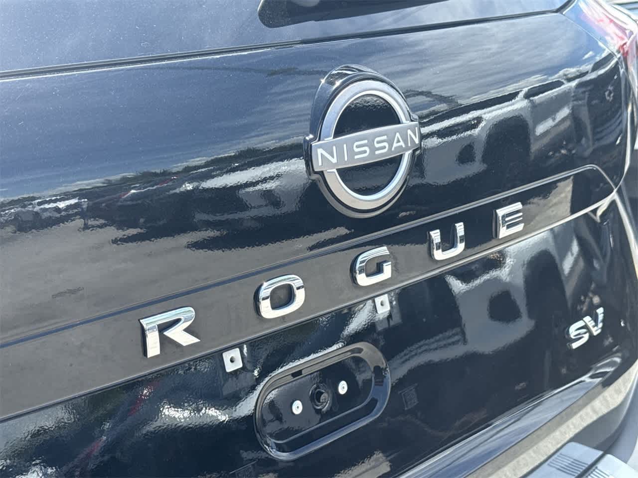 Thumbnail: 2023 Nissan Rogue - 10