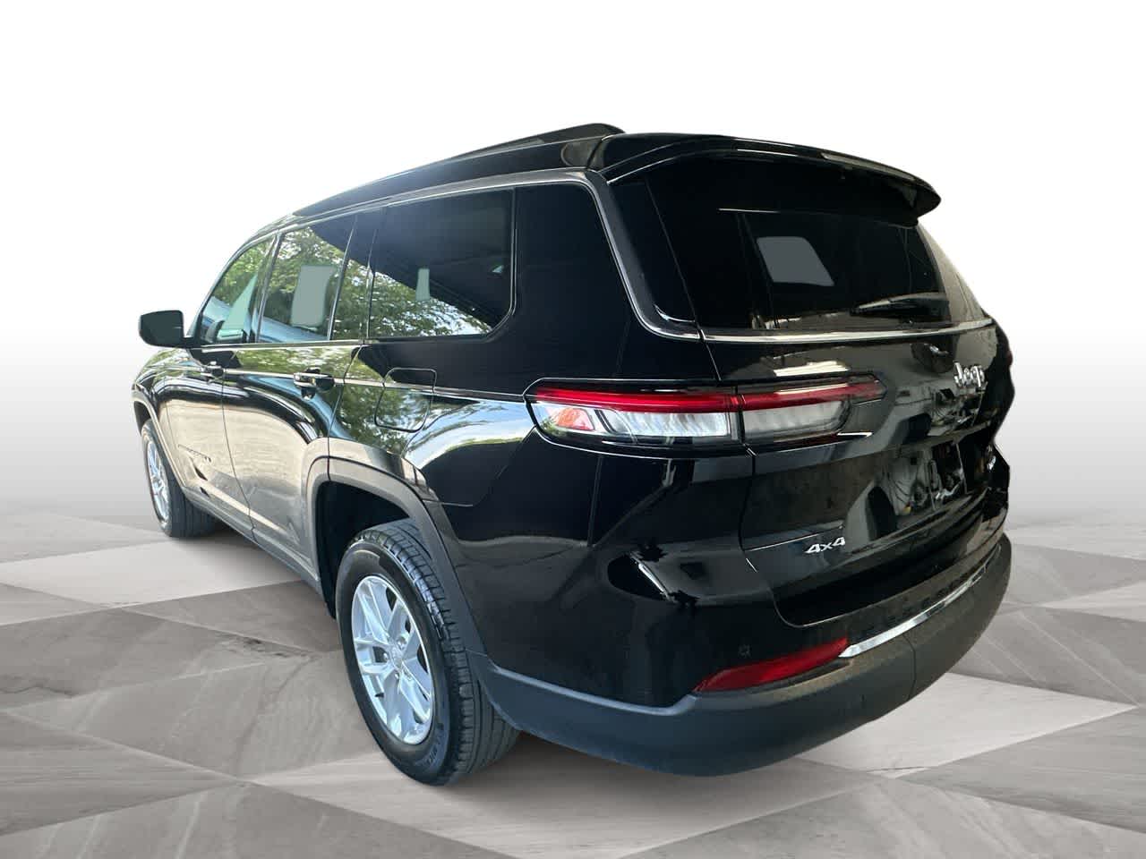 Thumbnail: 2023 Jeep Grand Cherokee - 6