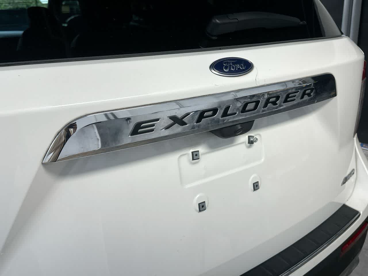 Thumbnail: 2023 Ford Explorer - 10