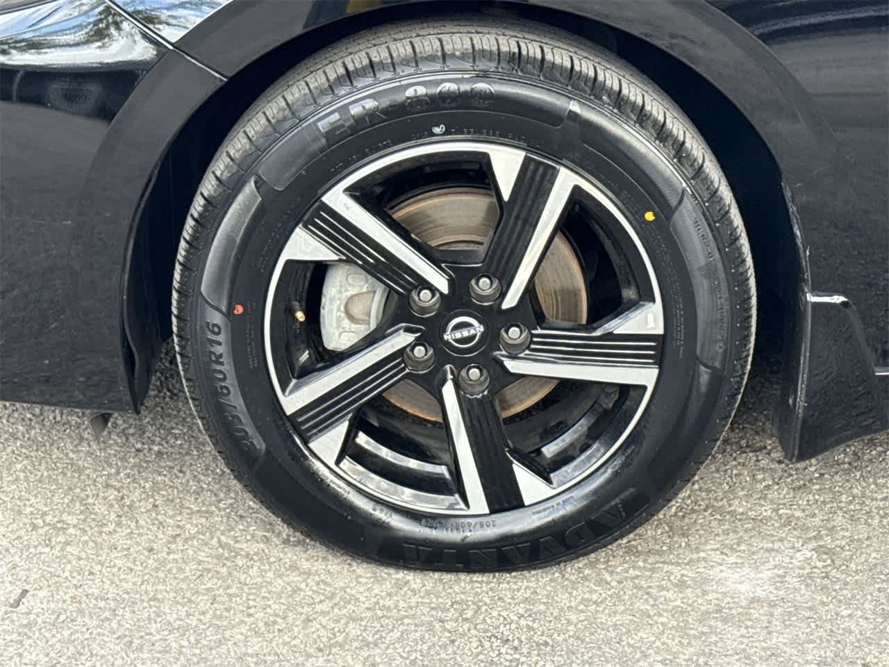 Thumbnail: 2024 Nissan Sentra - 11