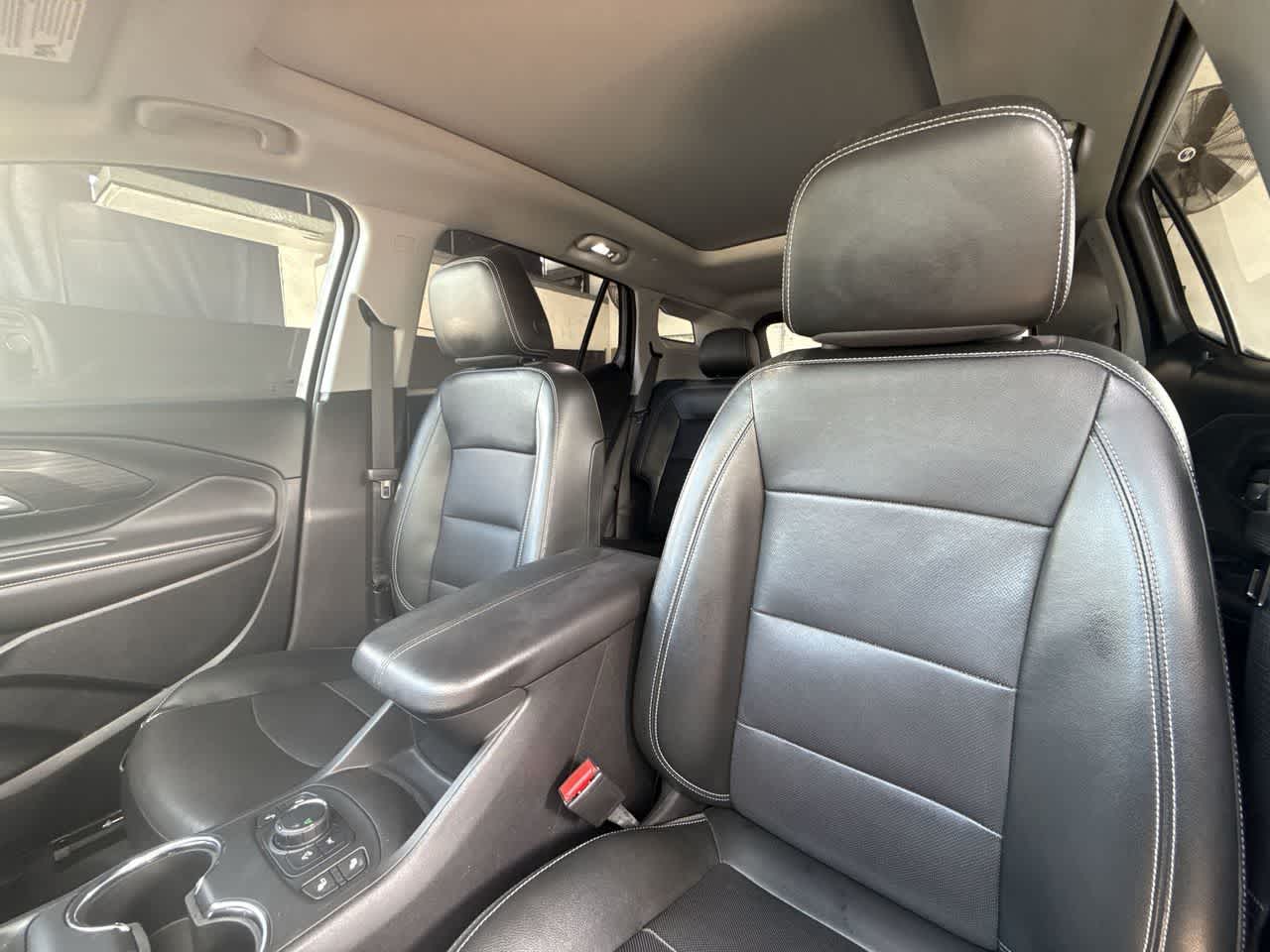 Thumbnail: 2023 GMC Terrain - 14