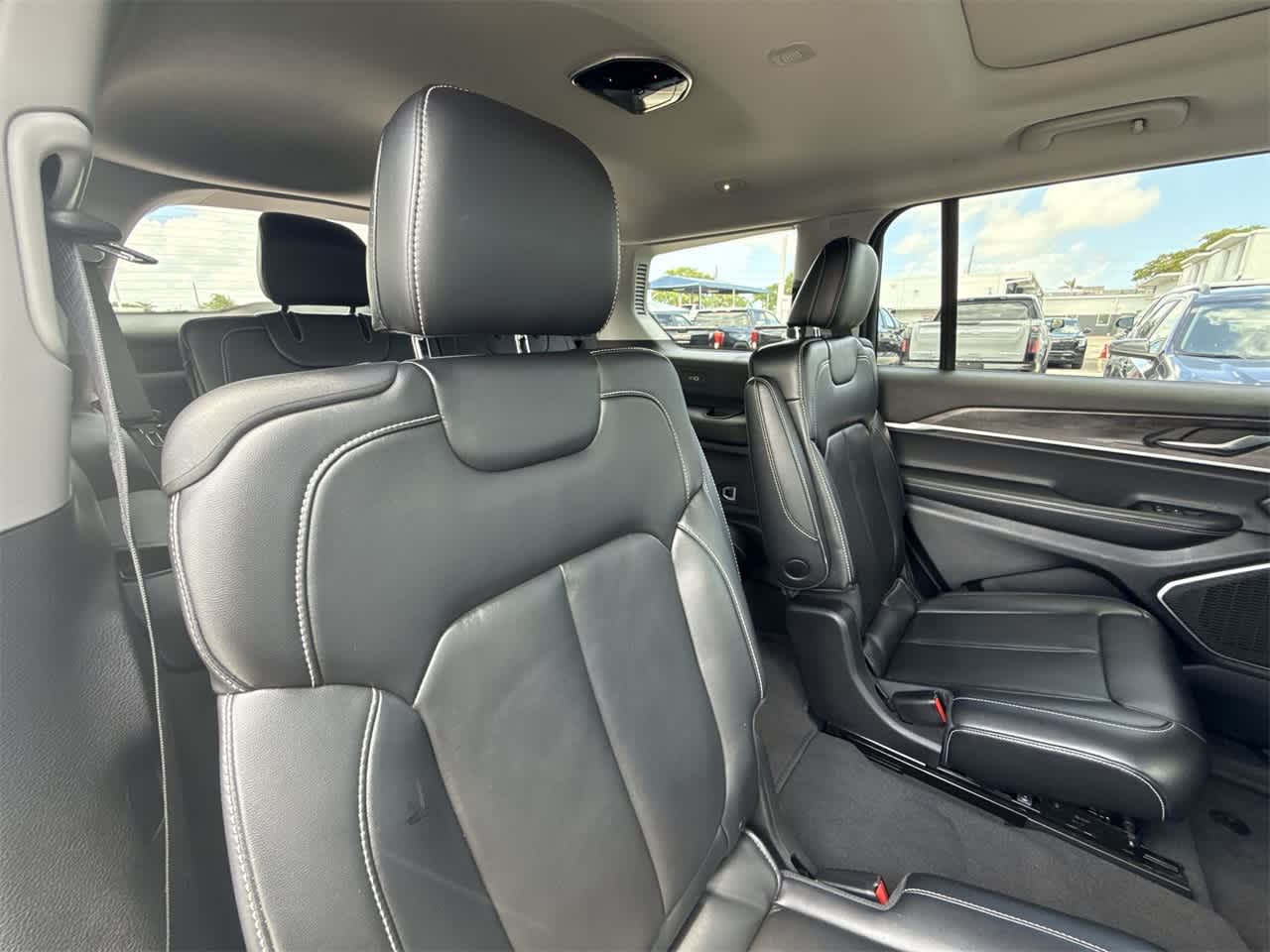 Thumbnail: 2021 Jeep Grand Cherokee L - 26