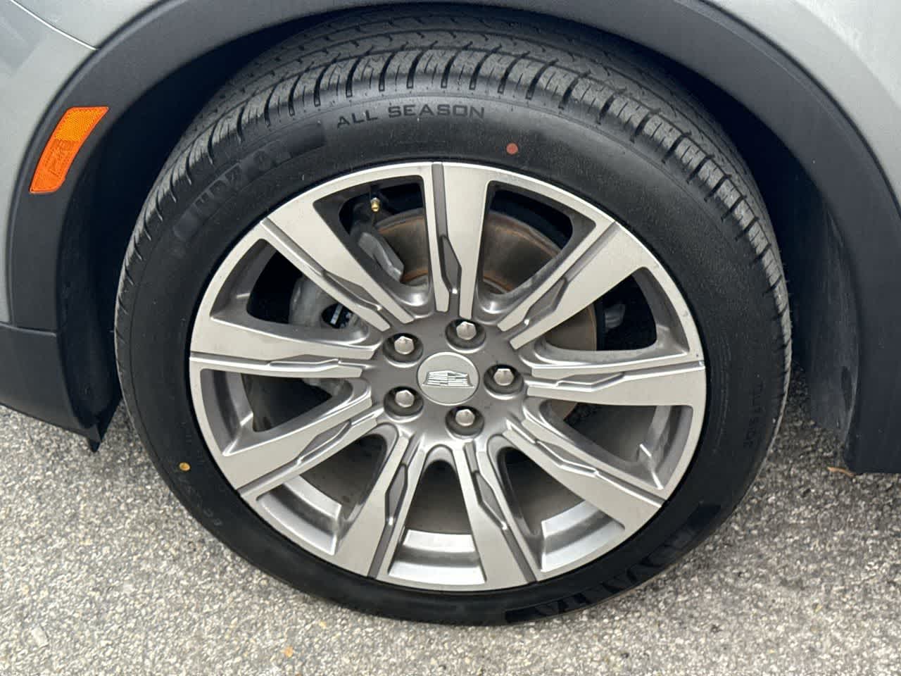 Thumbnail: 2023 Cadillac XT4 - 11