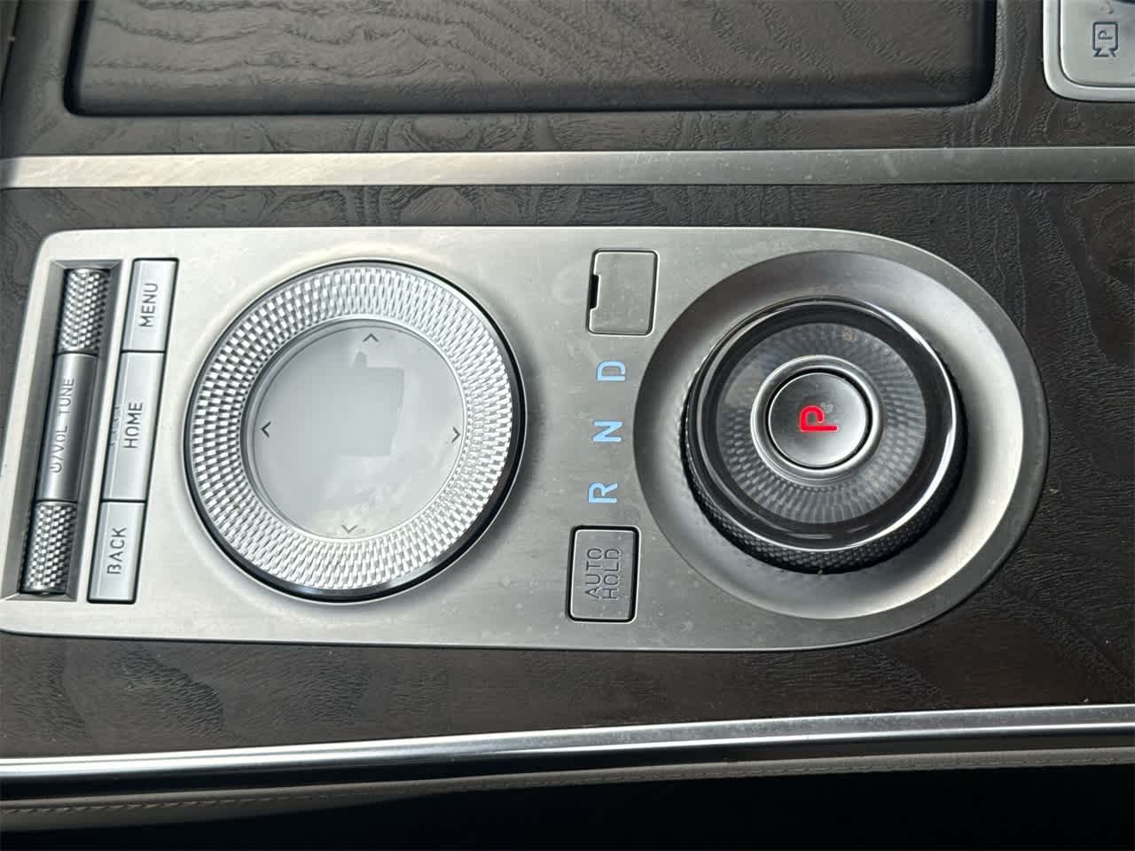 Thumbnail: 2021 Genesis GV80 - 21