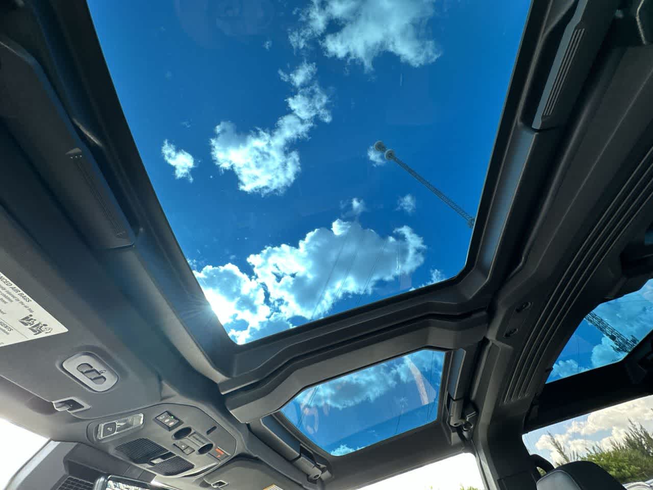 Thumbnail: 2026 GMC Hummer EV - 17