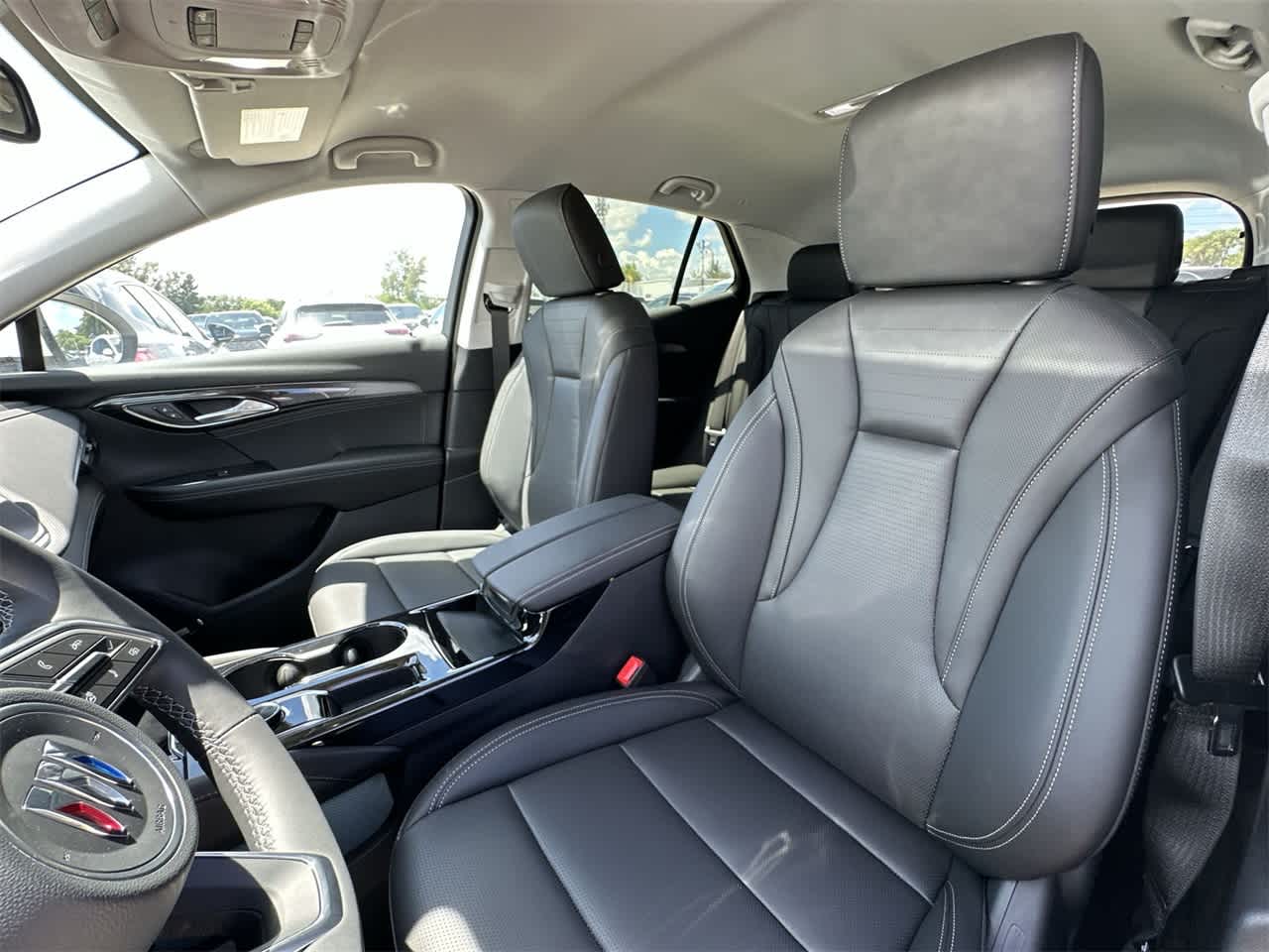 Thumbnail: 2025 Buick Envision - 14