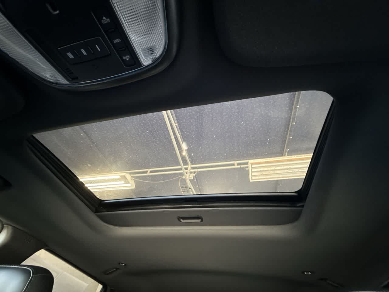 Thumbnail: 2021 Jeep Grand Cherokee - 17