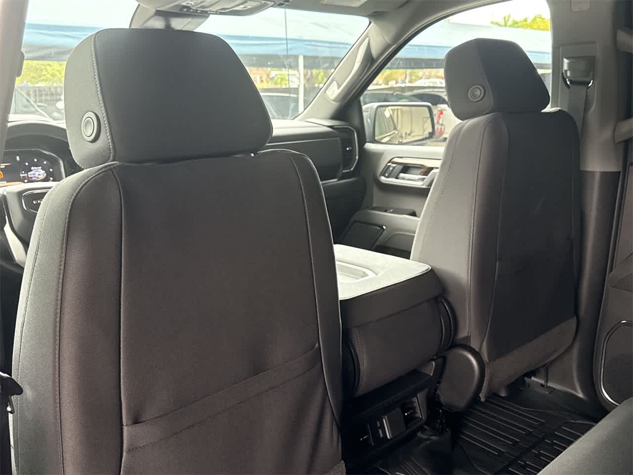 Thumbnail: 2026 GMC Sierra 1500 - 23