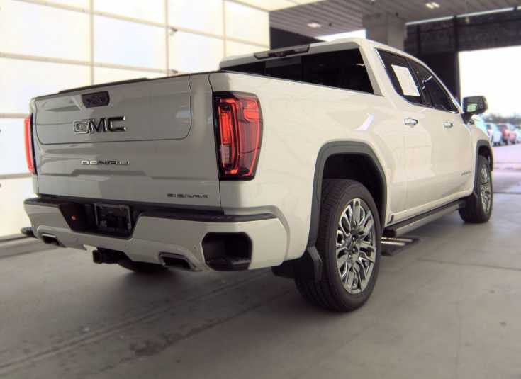 Thumbnail: 2023 GMC Sierra 1500 - 3
