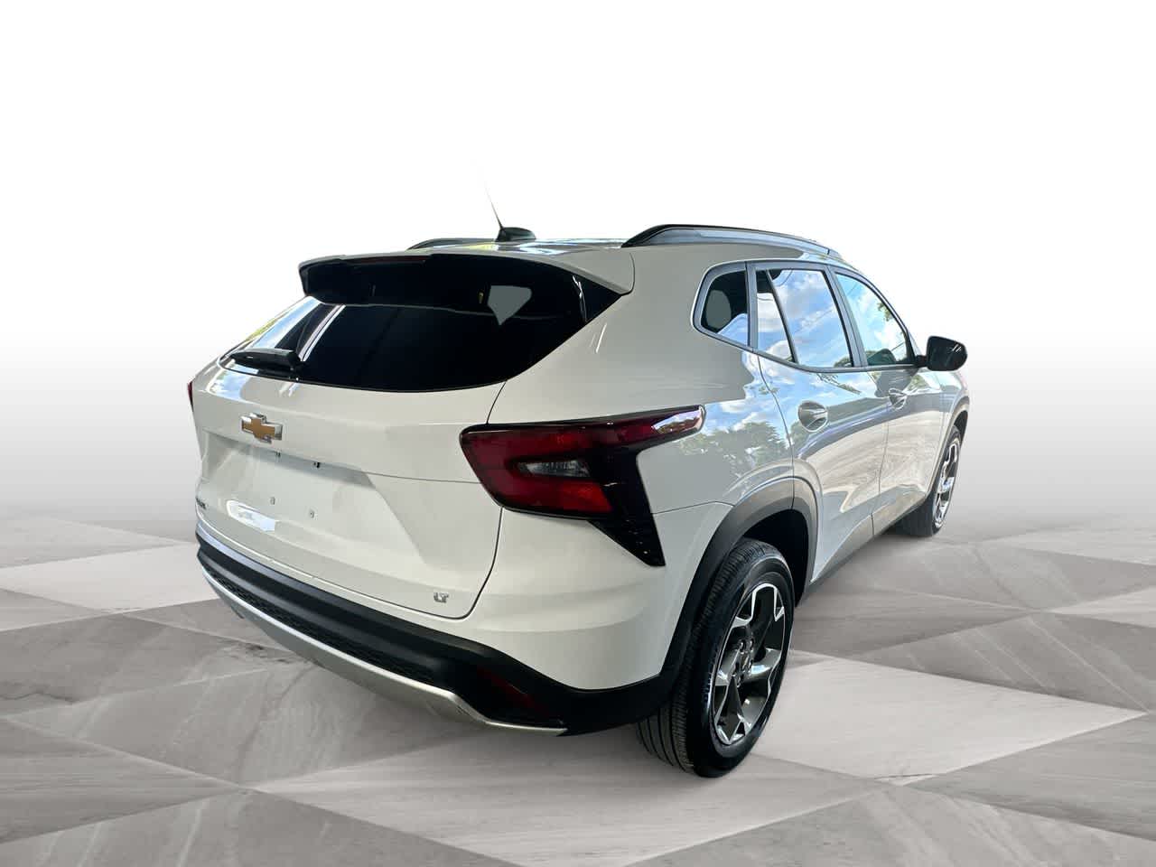 Thumbnail: 2025 Chevrolet Trax - 8