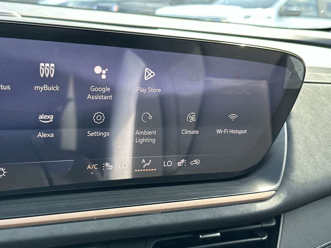 Thumbnail: 2025 Buick Envision - 18