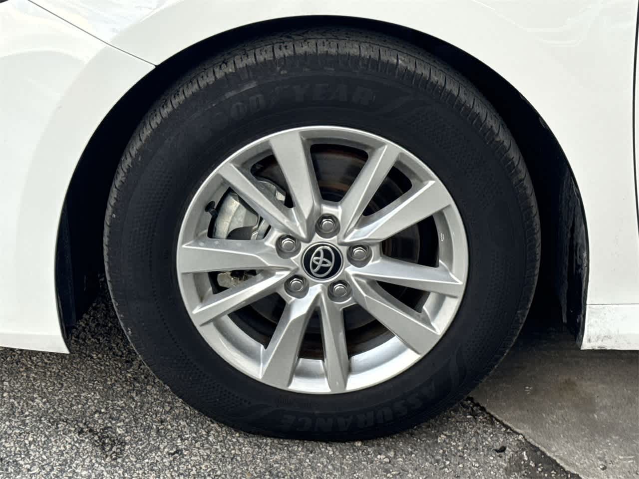 Thumbnail: 2025 Toyota Camry - 11