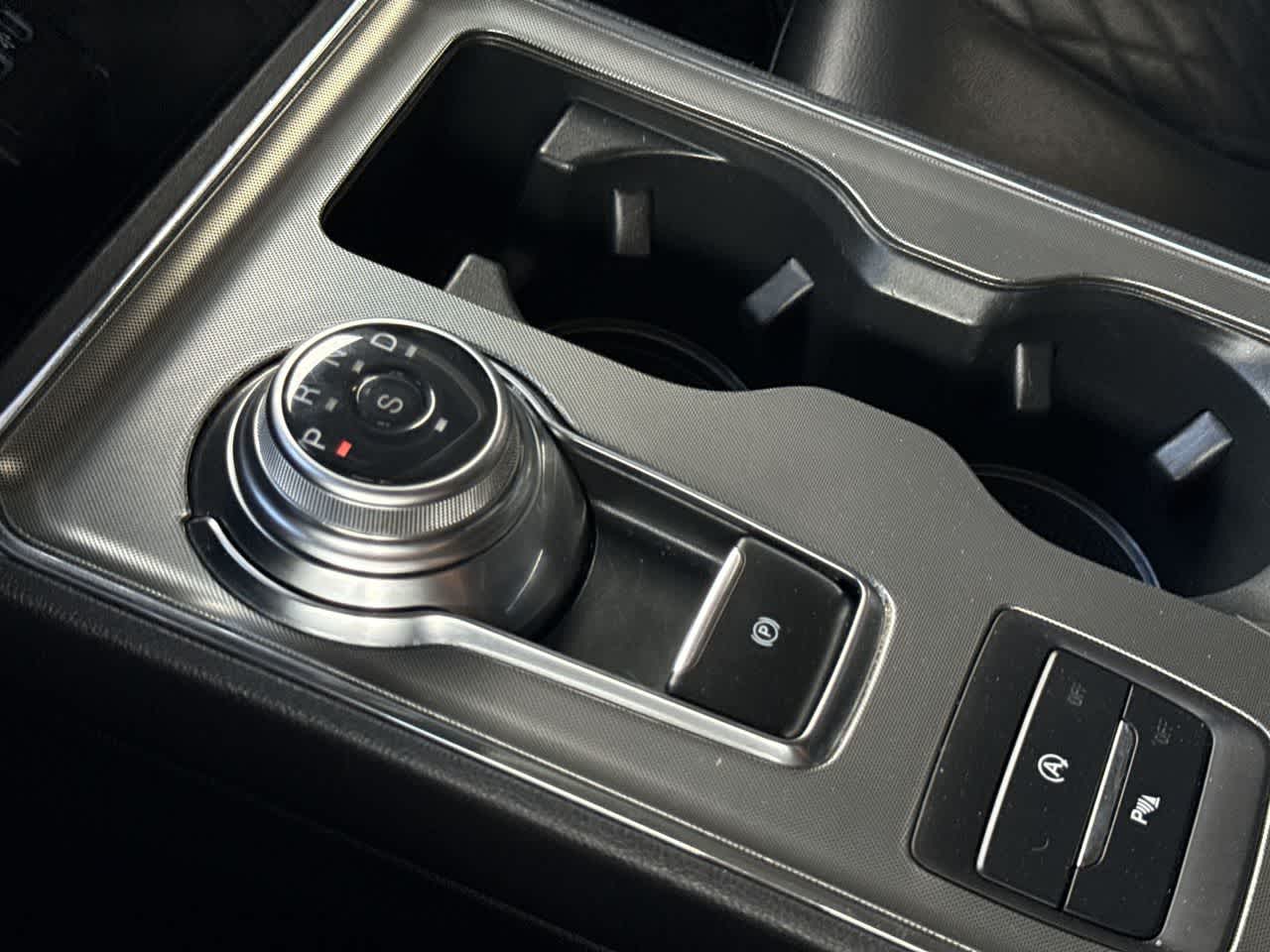 Thumbnail: 2024 Ford Edge - 20