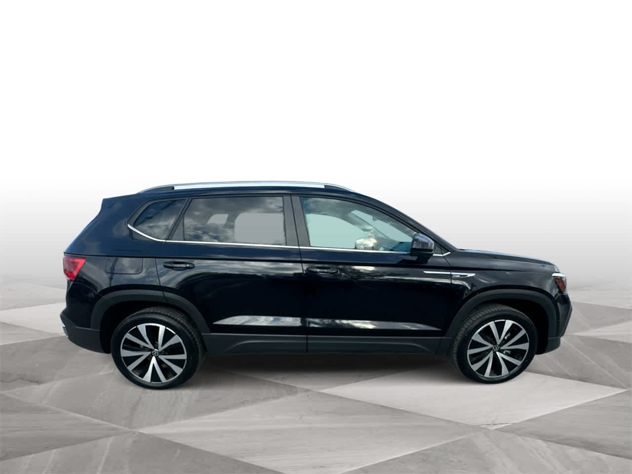 Thumbnail: 2022 Volkswagen Taos - 9