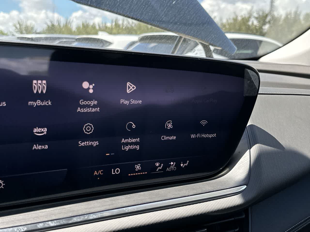 Thumbnail: 2025 Buick Envision - 18