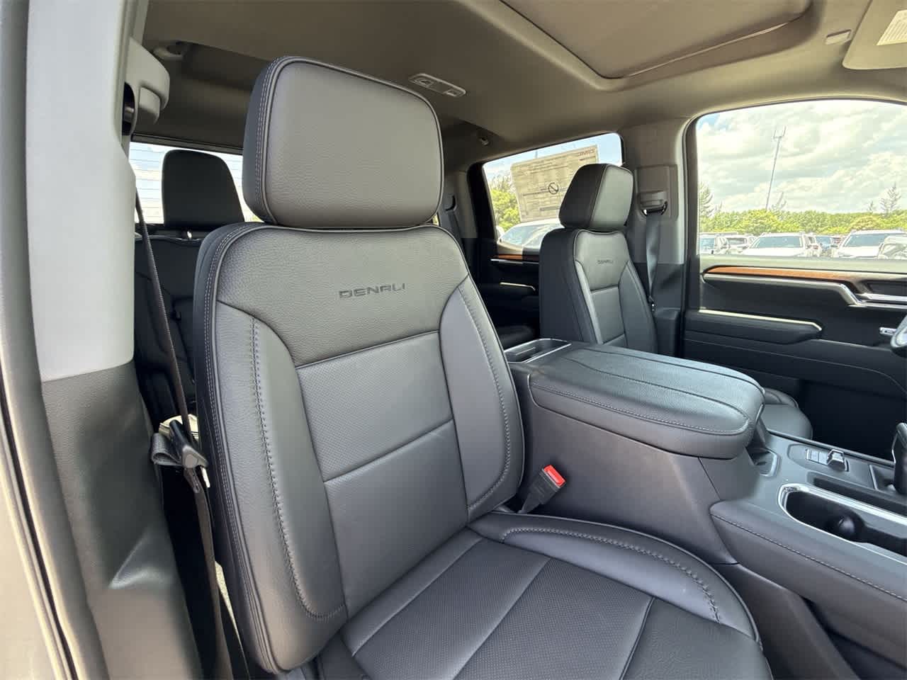 Thumbnail: 2025 GMC Sierra 1500 - 27