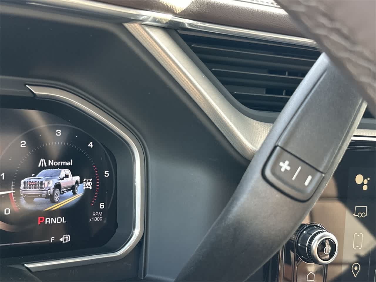 Thumbnail: 2026 GMC Sierra 2500 - 21