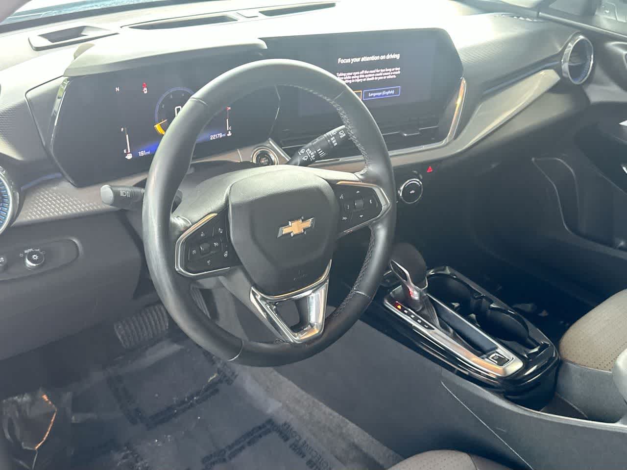Thumbnail: 2025 Chevrolet Trax - 13