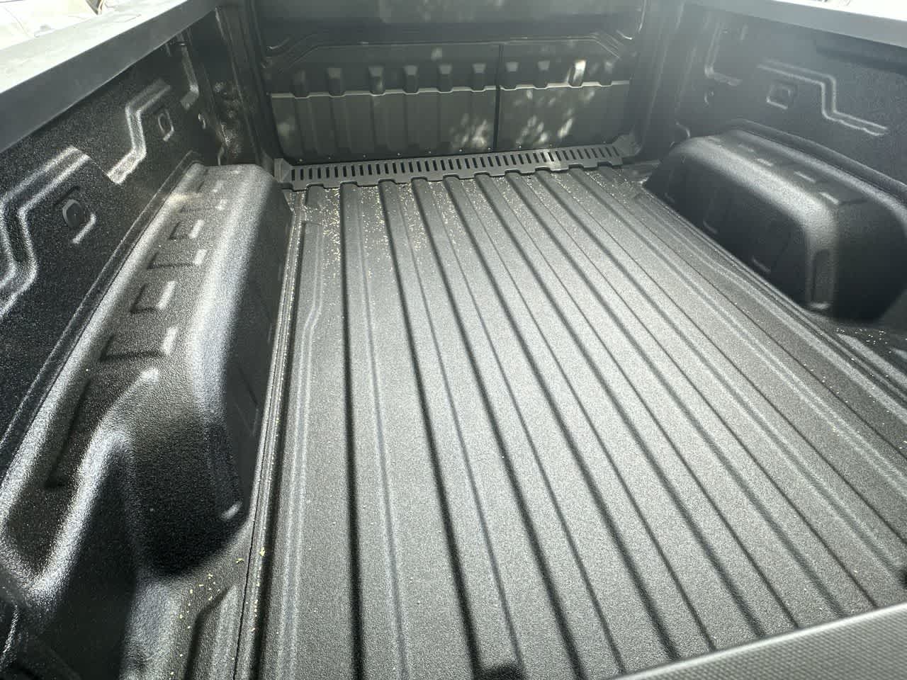 Thumbnail: 2026 GMC Sierra EV - 25