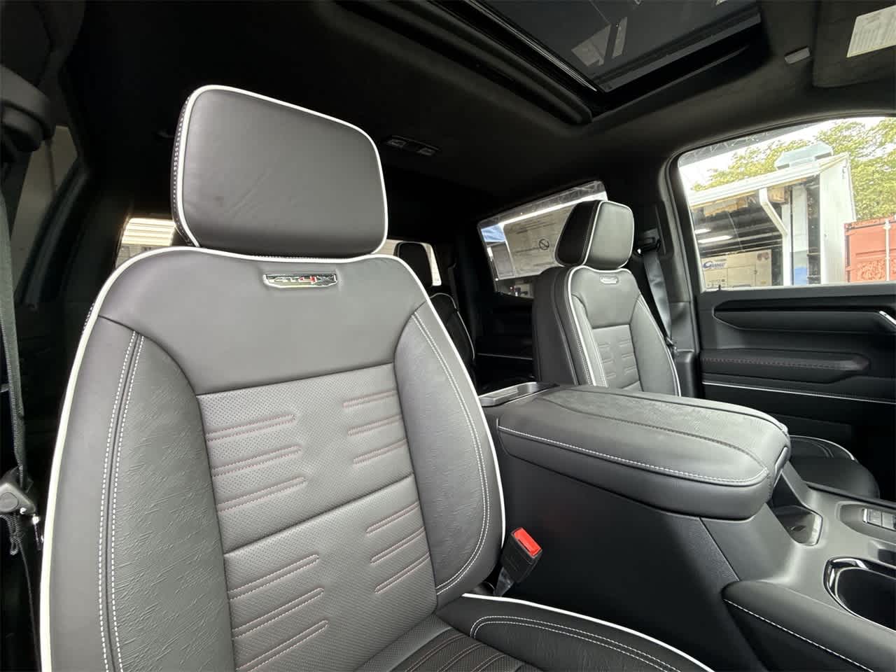 Thumbnail: 2026 GMC Sierra 1500 - 27