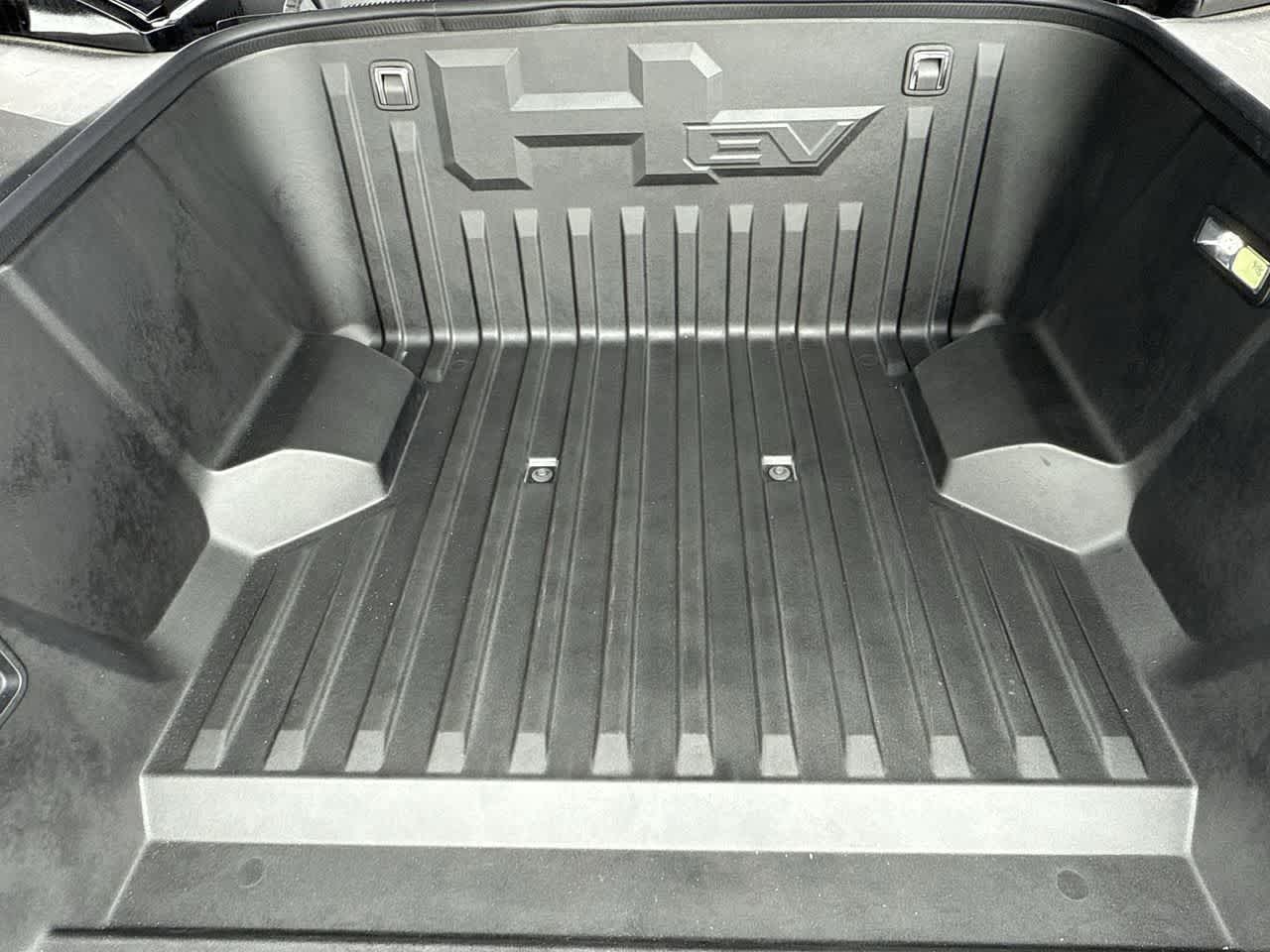 Thumbnail: 2026 GMC Hummer EV - 12