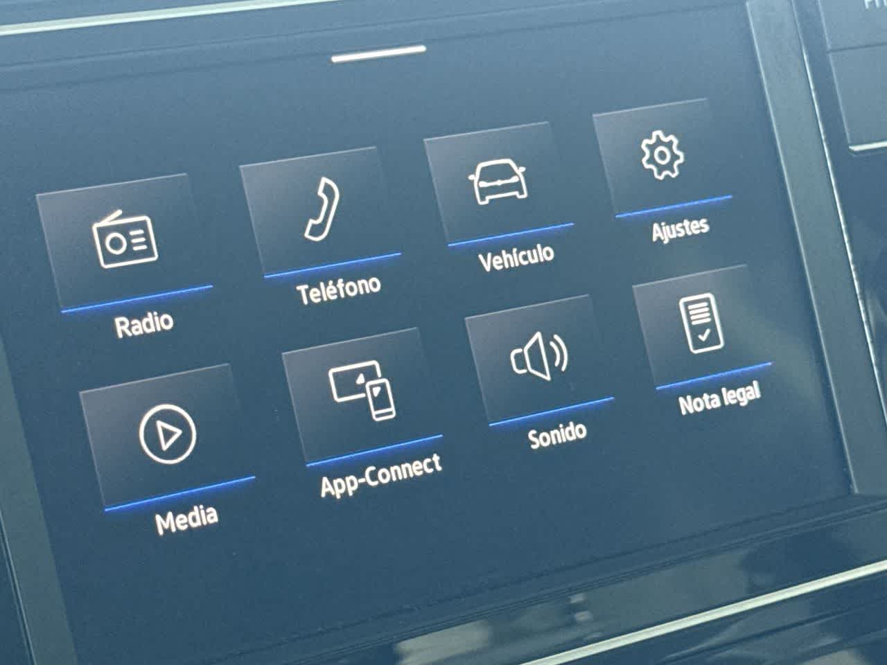 Thumbnail: 2024 Volkswagen Taos - 18