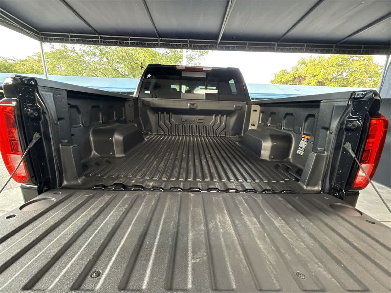 Thumbnail: 2025 GMC Sierra 1500 - 25