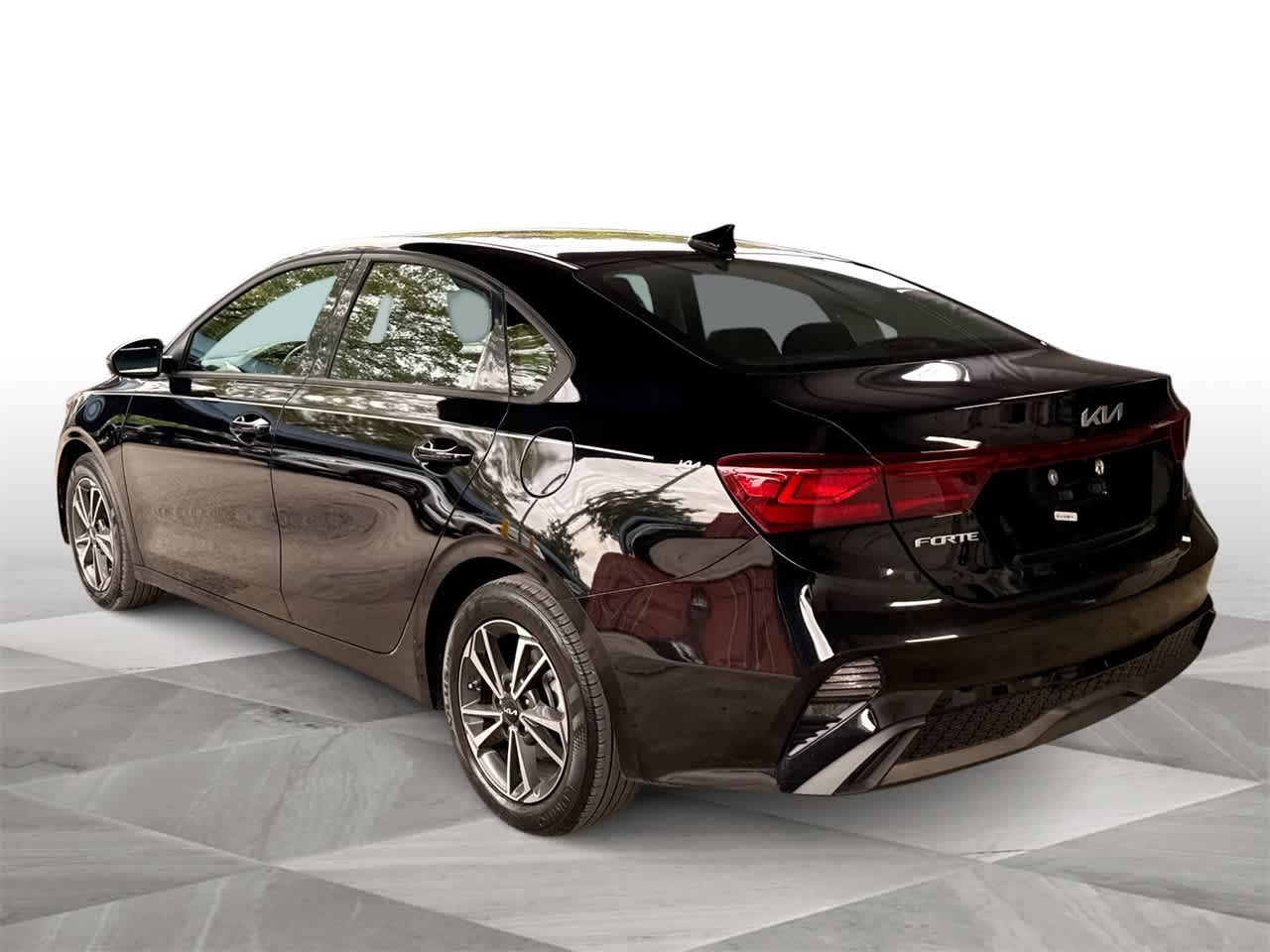 Thumbnail: 2023 Kia Forte - 6