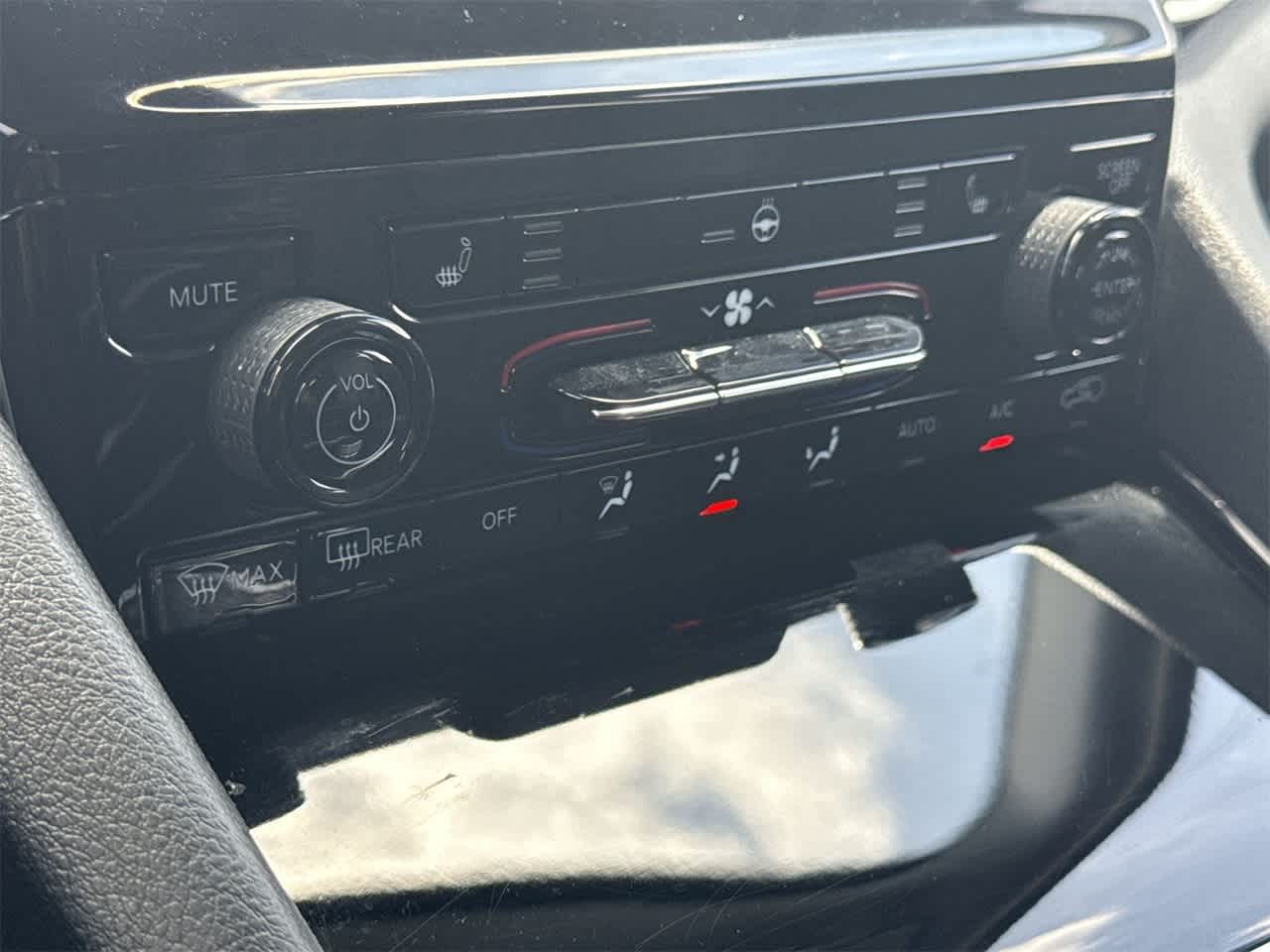 Thumbnail: 2021 Jeep Grand Cherokee L - 20